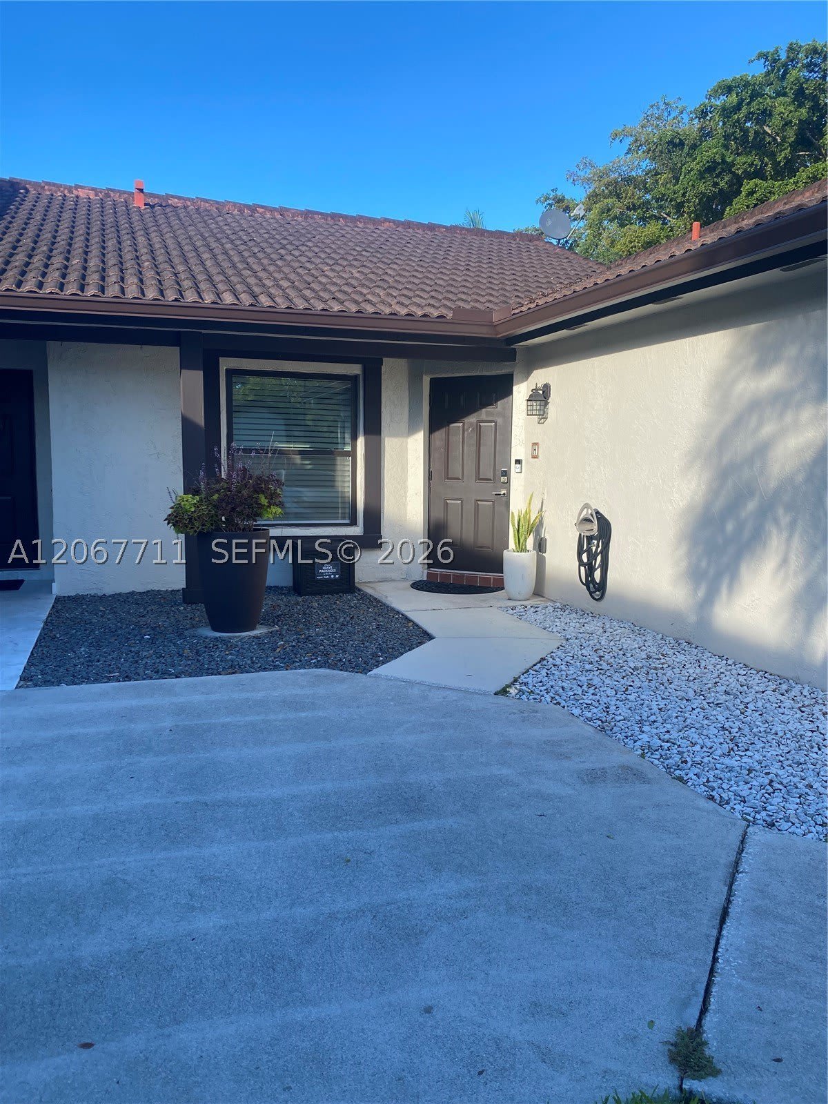 4810 SW 152nd Pl – photo 1