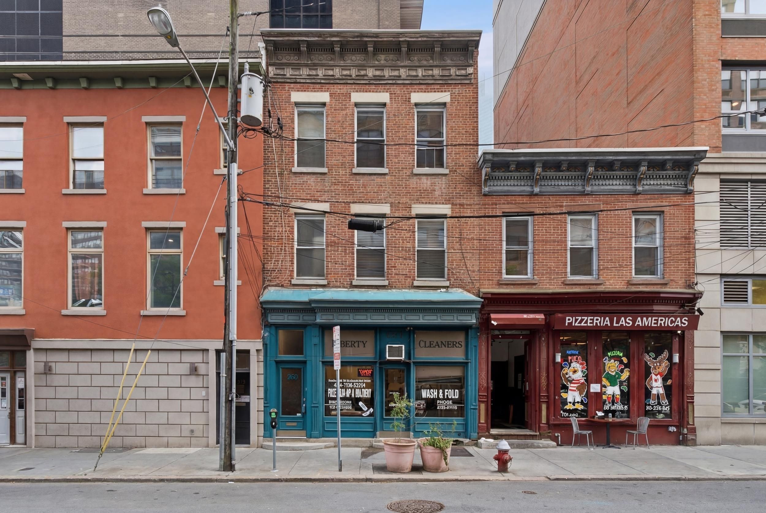 262 WARREN ST – photo 1