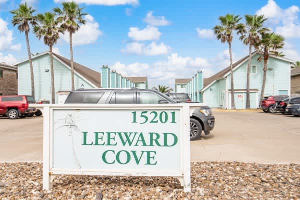 15201 Leeward Dr – photo 2