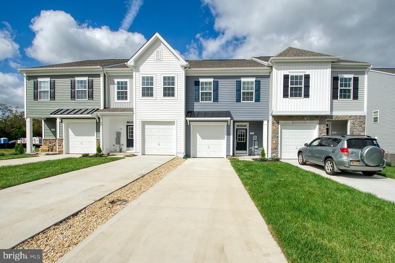 54 MELSONBY DRIVE – photo 1