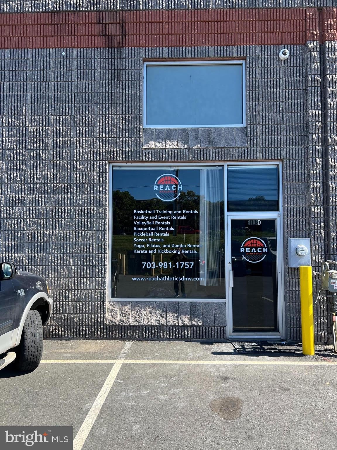 9102 Industry Drive – photo 2