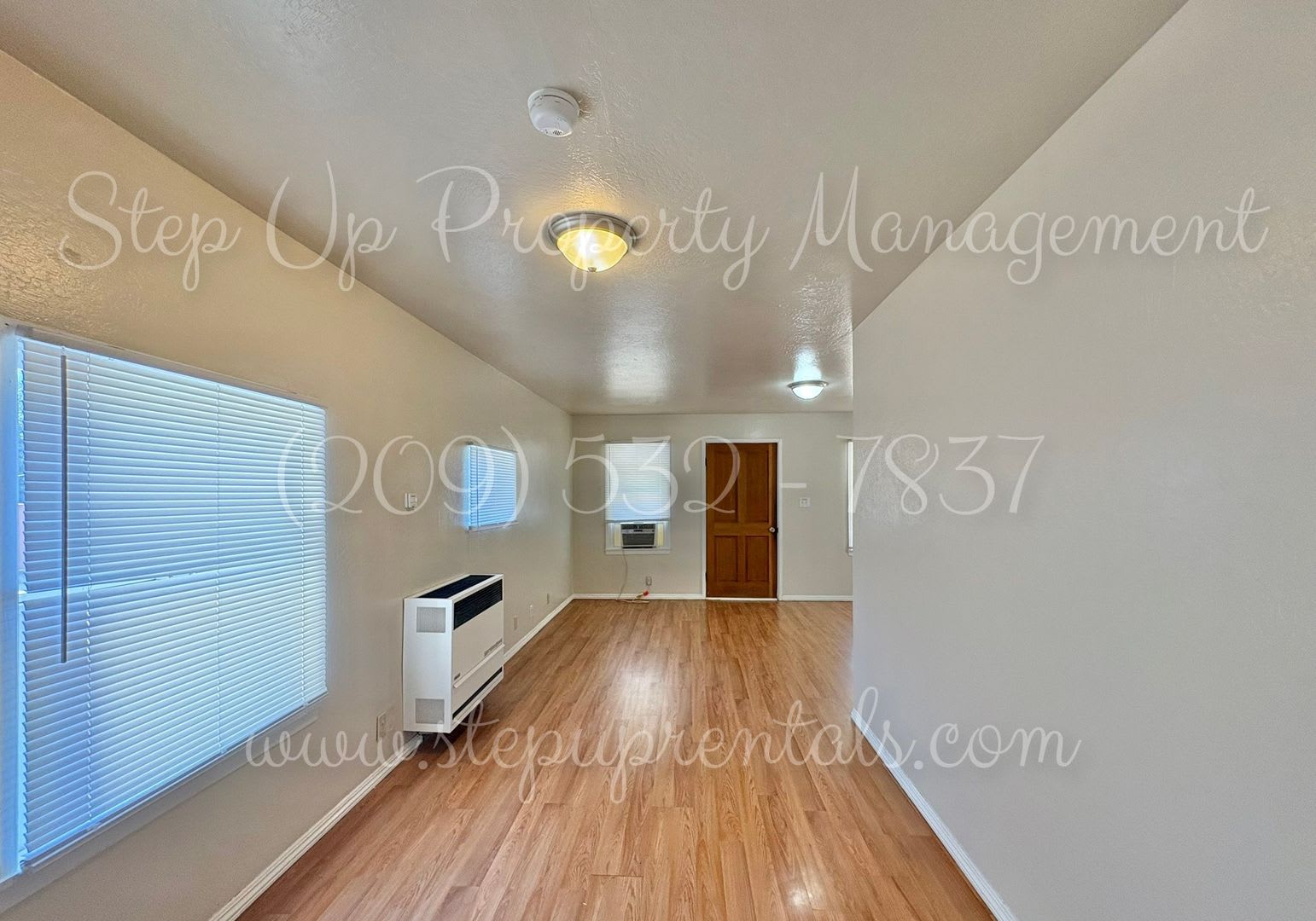 Cozy 3 Bedroom Home With Backyard Patio Convenient Hwy 108 Access – photo 5