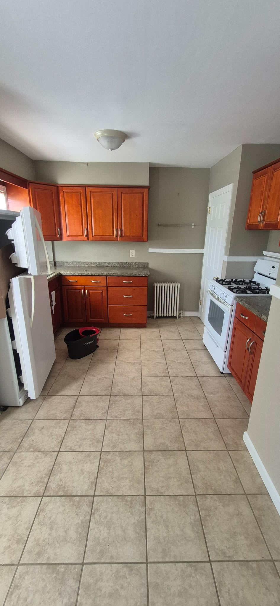 3226 Metz Avenue – photo 2