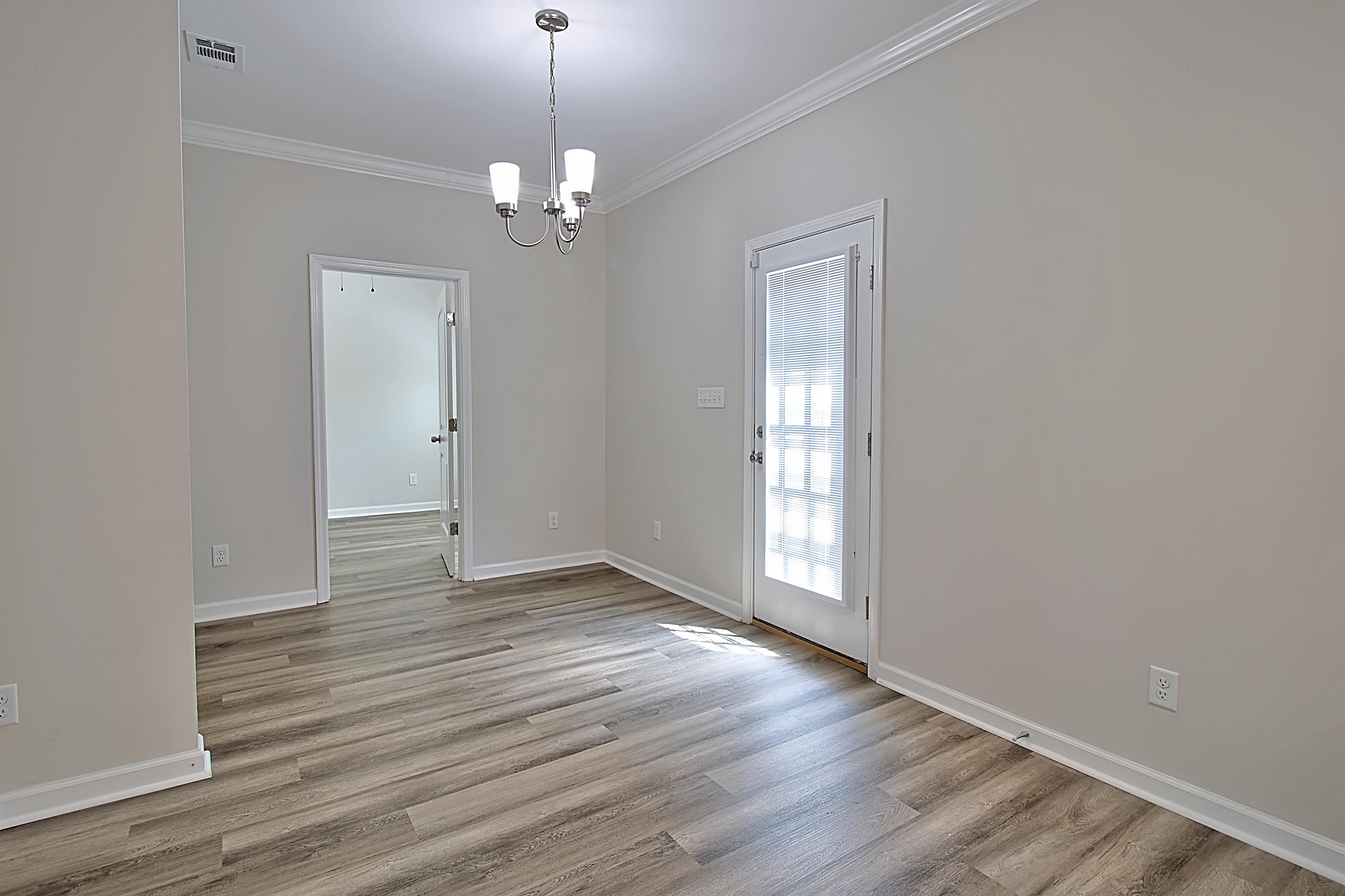 38 Griffin Rd – photo 5