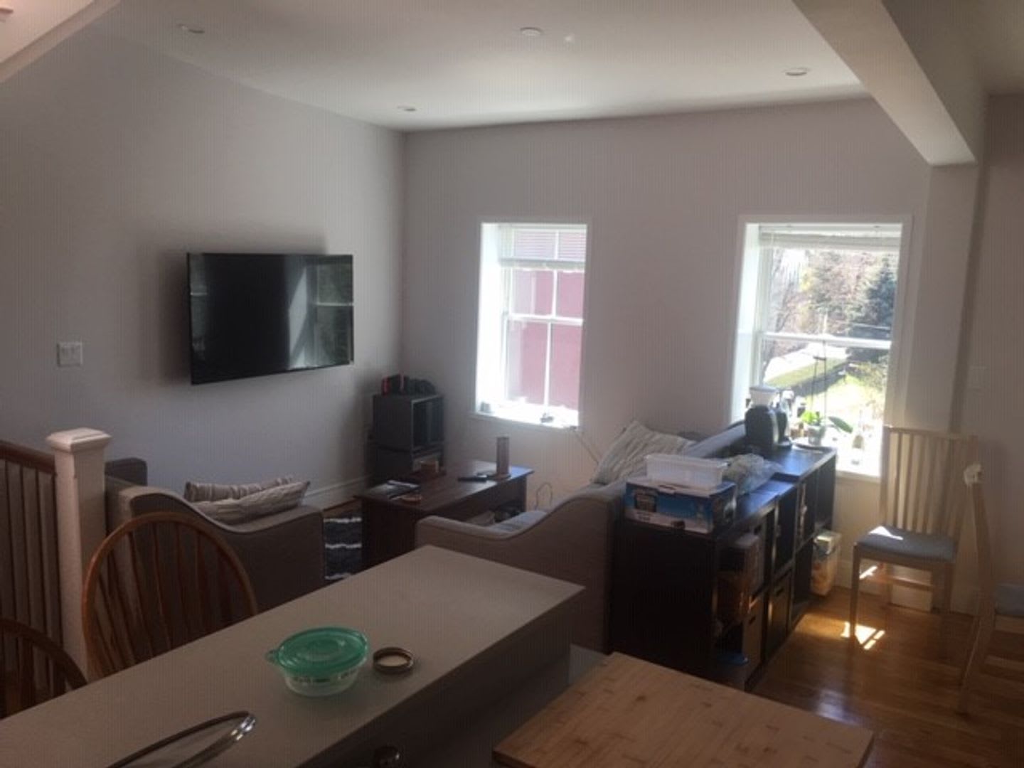 Beautiful Modern 4 bed unit with a rooftop deck! – photo 3