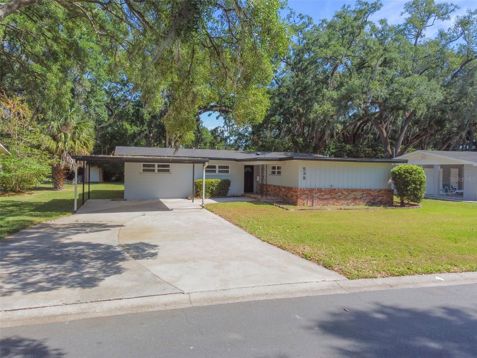 535 W PALMEDEN Drive – photo 1
