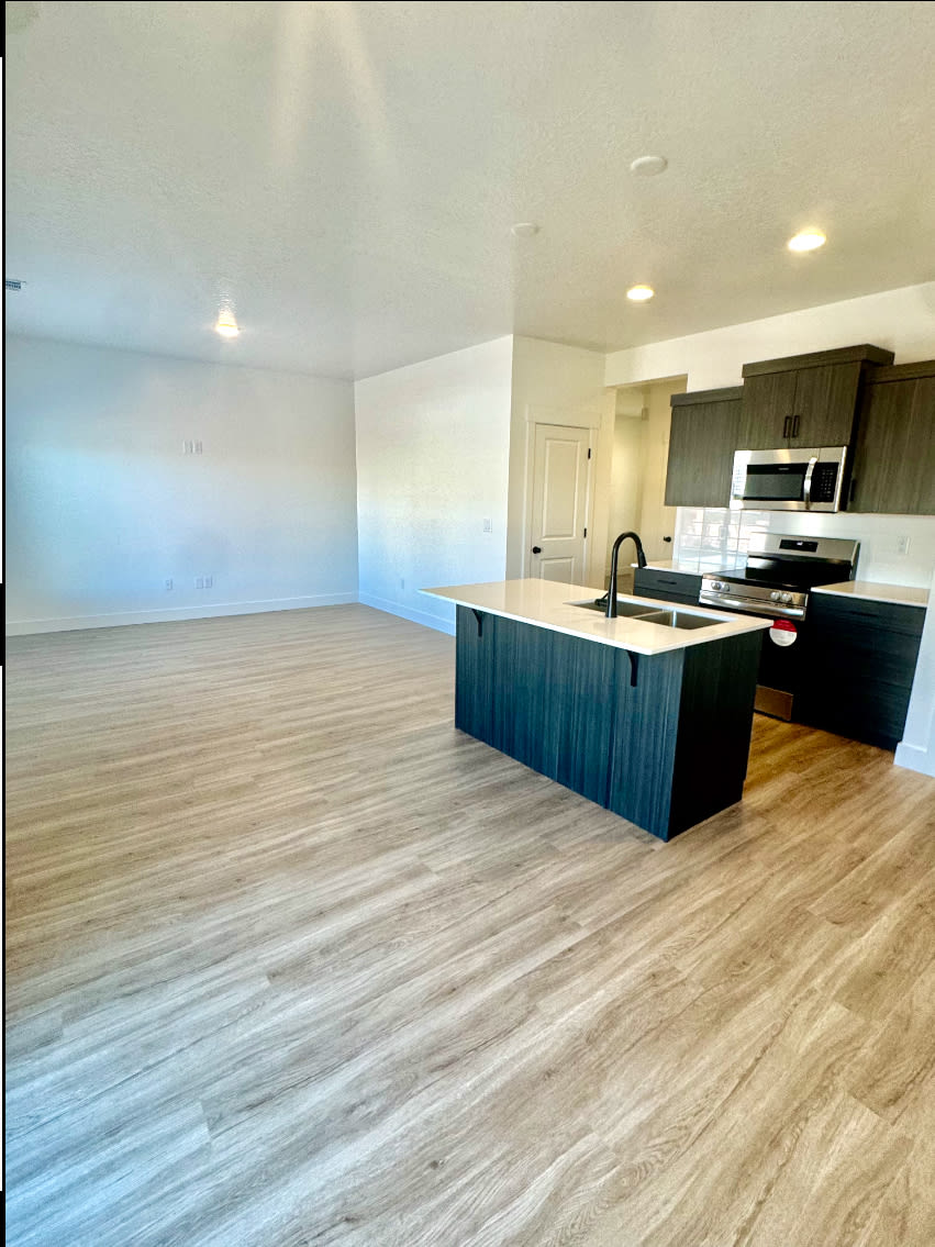 5645 South Aaron Lane 1 – photo 2