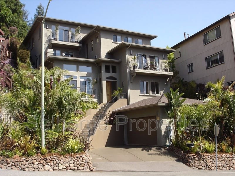 6919 Bristol Dr – photo 1