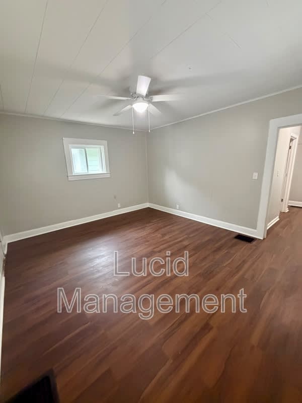 520 West Evelyn Avenue – photo 3