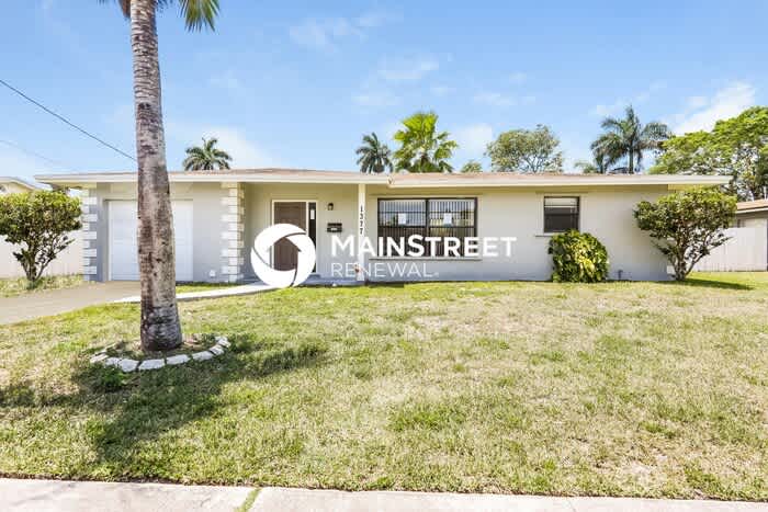 1377 Northwest 55th Avenue – photo 1