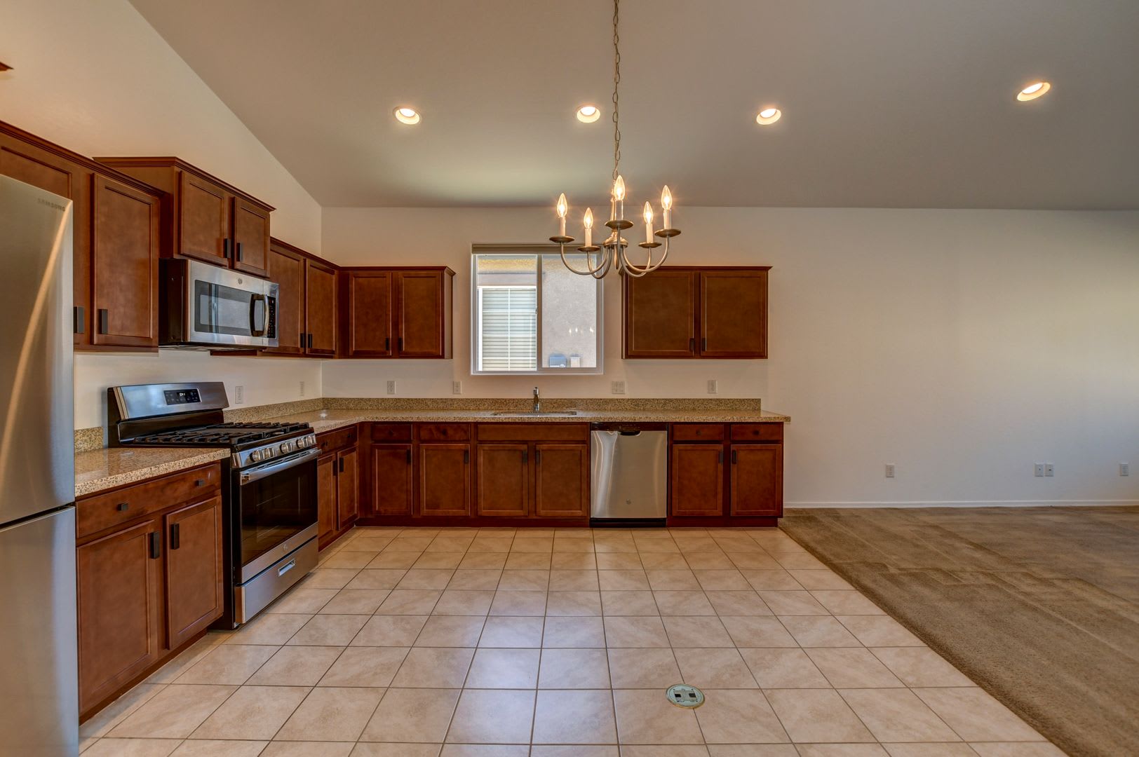 Beautiful 3 Bedroom Home In Saddlewood – photo 5