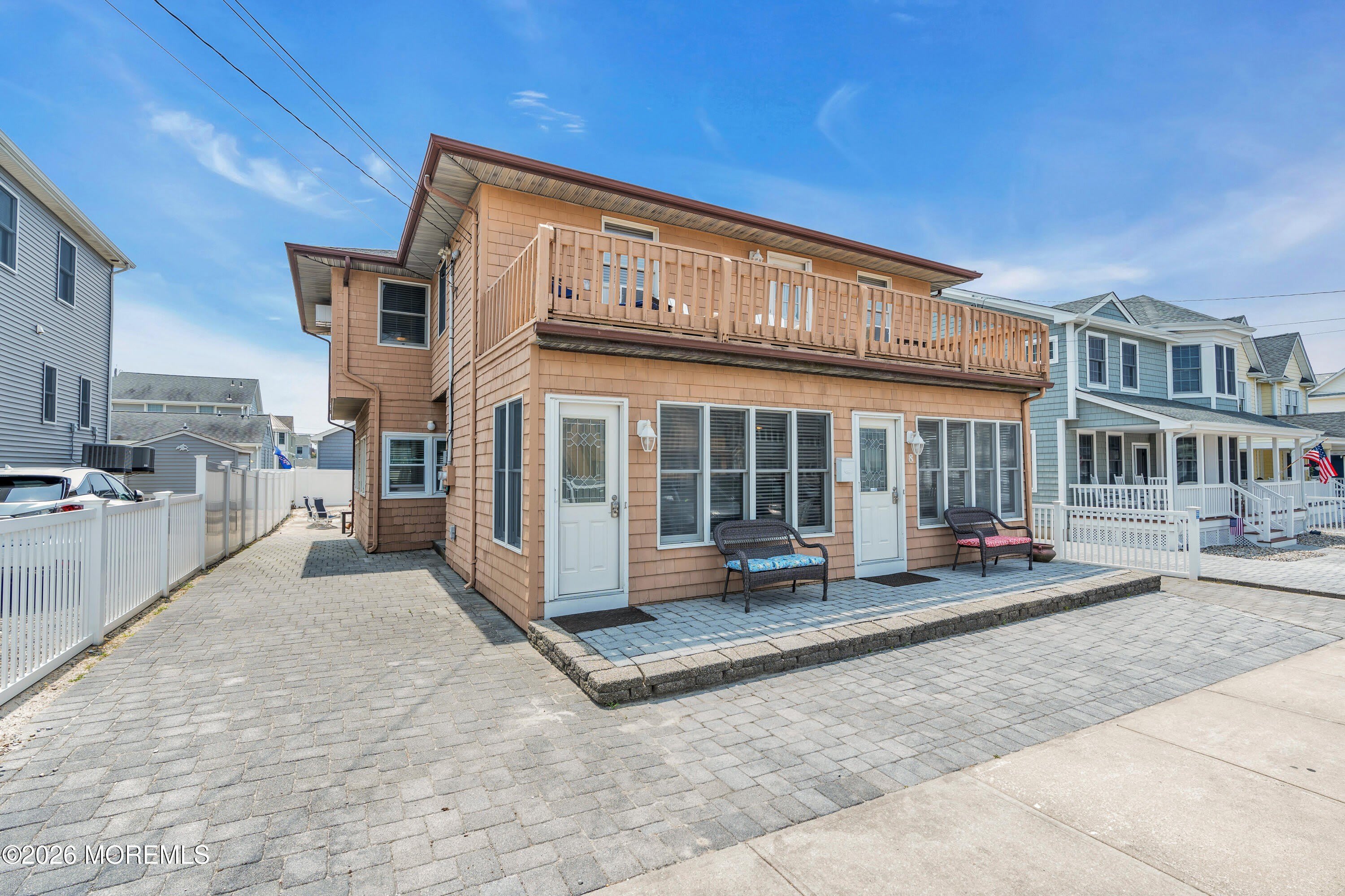 8 President Avenue – photo 2