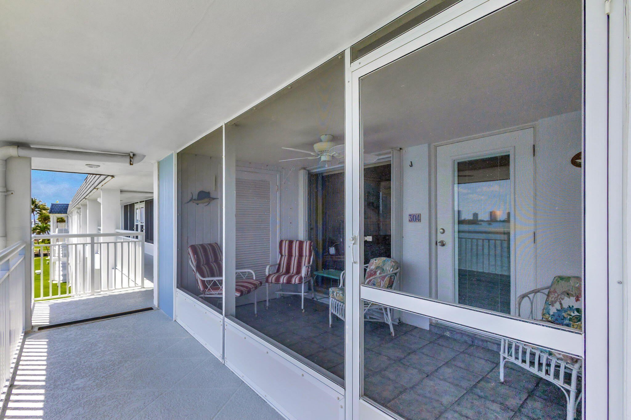 100 Shore Court – photo 5