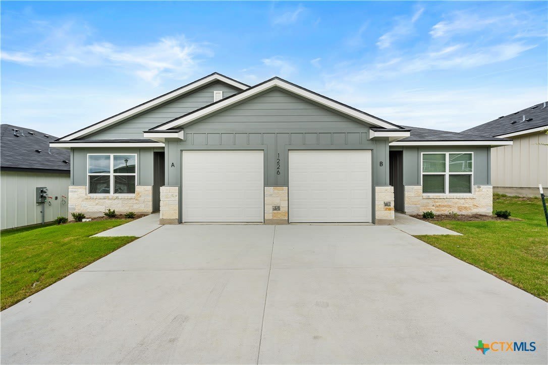 1226 Concord Drive – photo 1