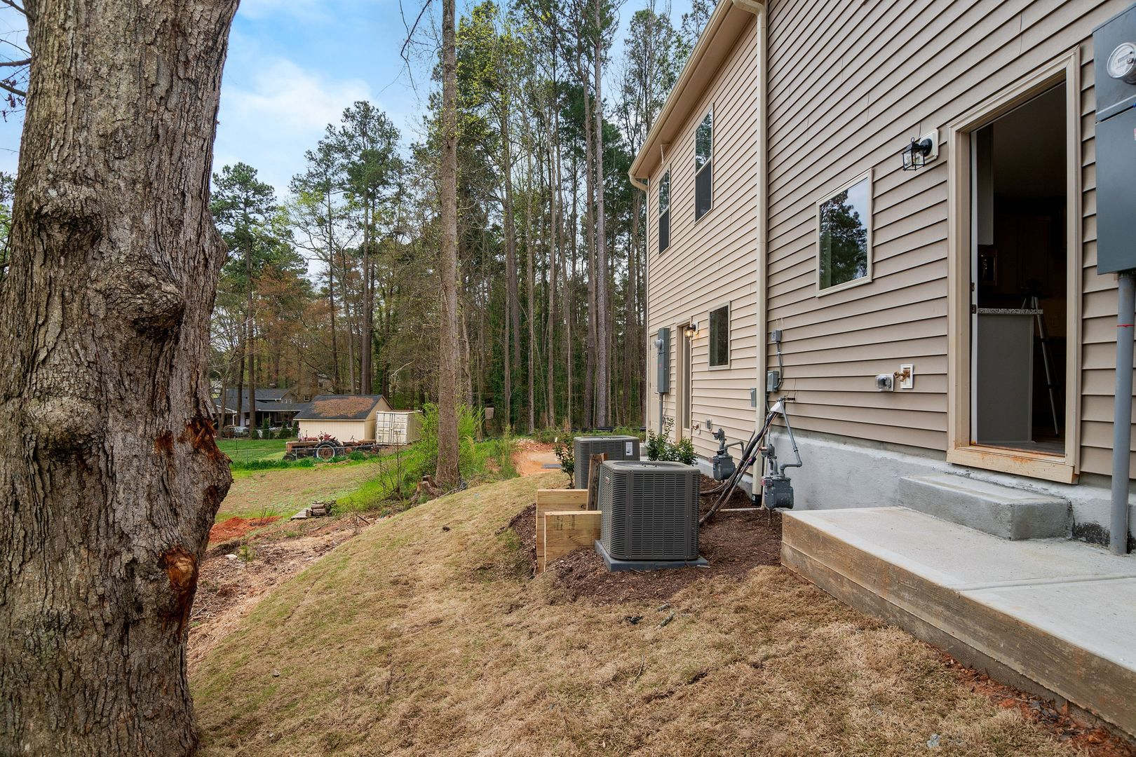 Room in 3 Bedroom Townhome at Switch St – photo 5