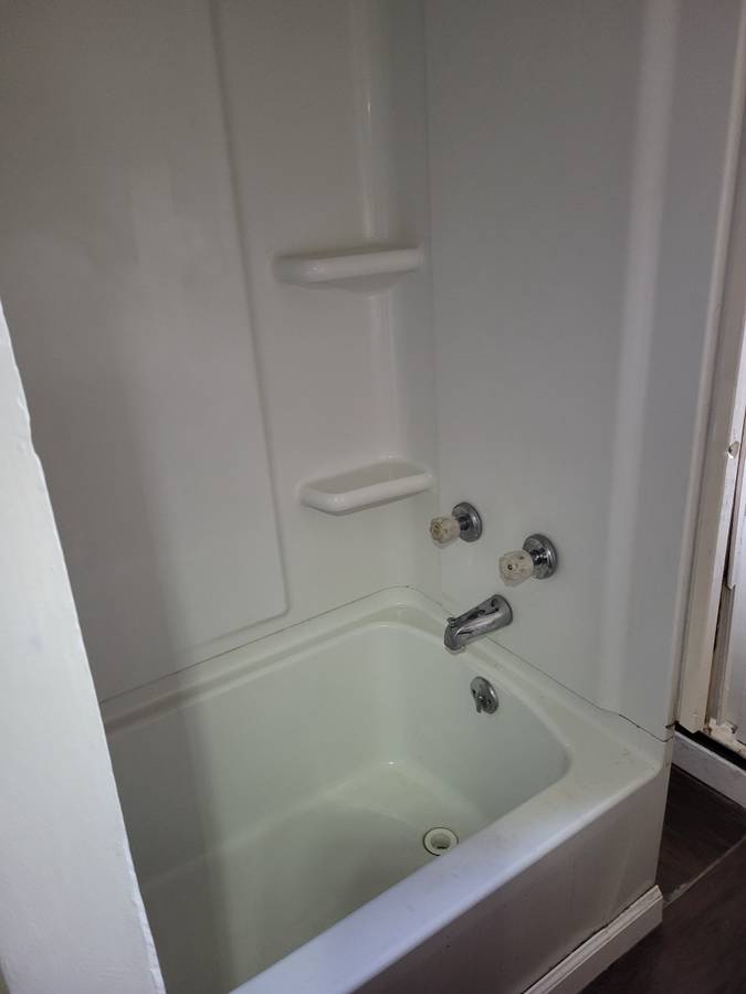 4 Essex Ave – photo 4