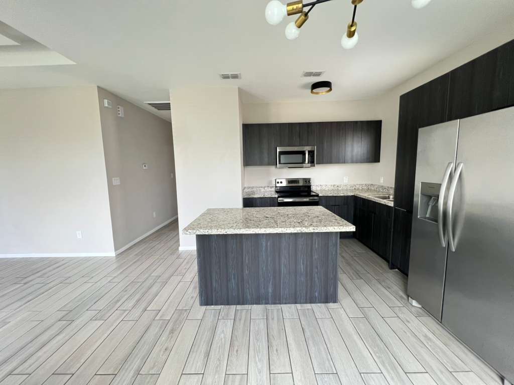 5701 Swallow Ave – photo 2