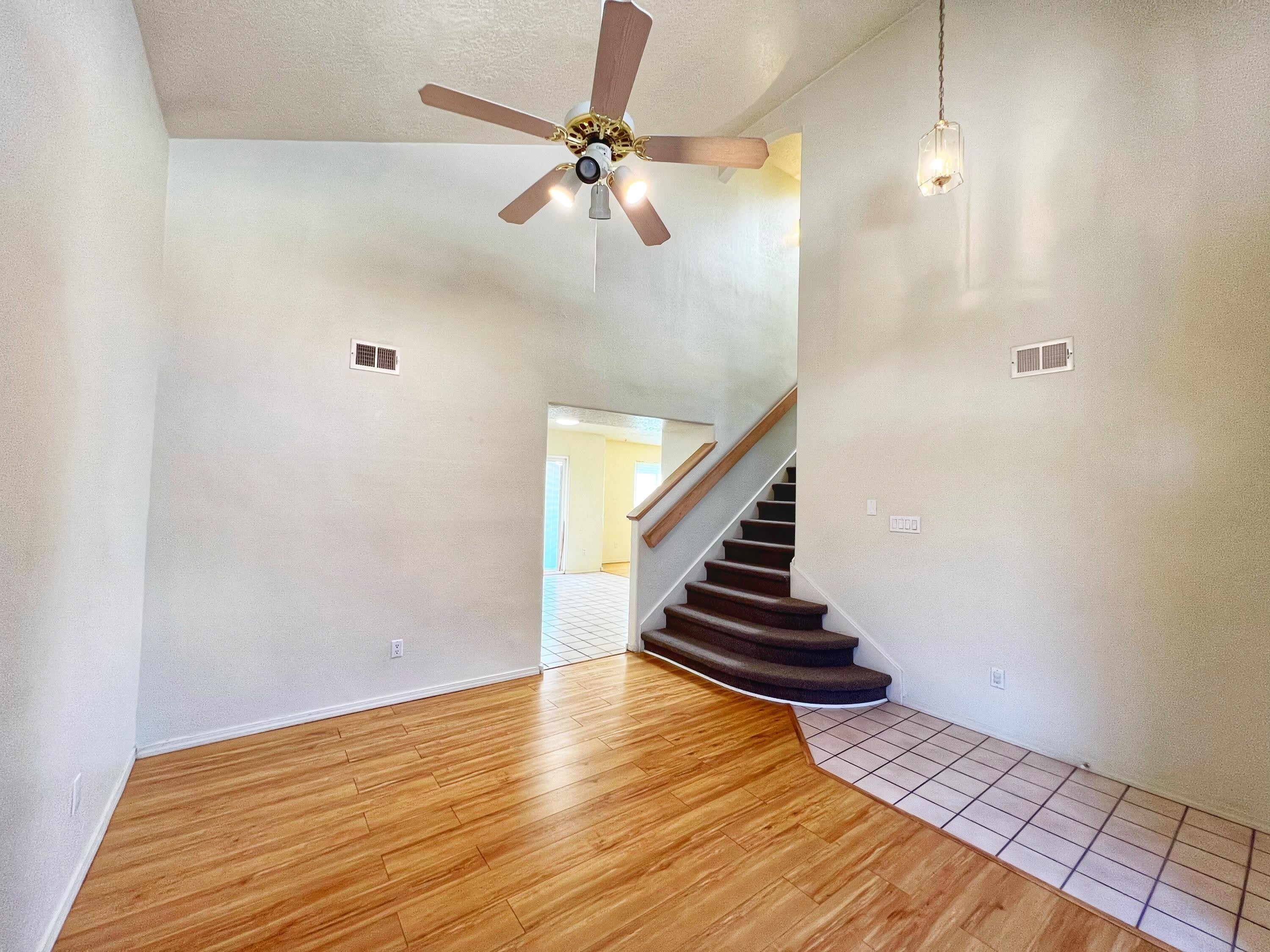 1000 Glacier Bay Street Se – photo 5