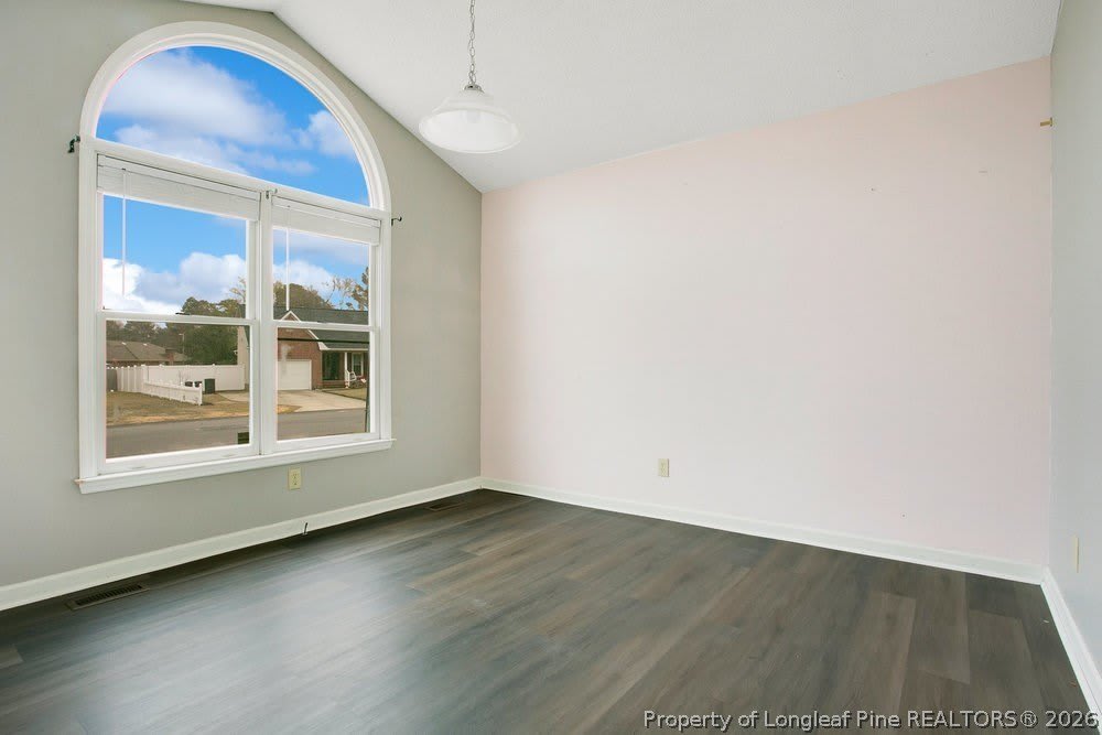 5319 Thackeray Drive – photo 2