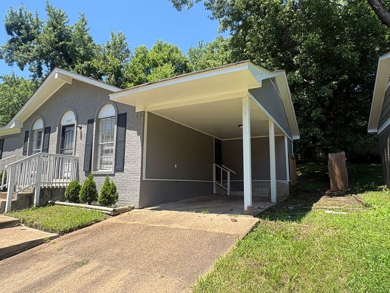 5087 Blacksmith Dr – photo 3