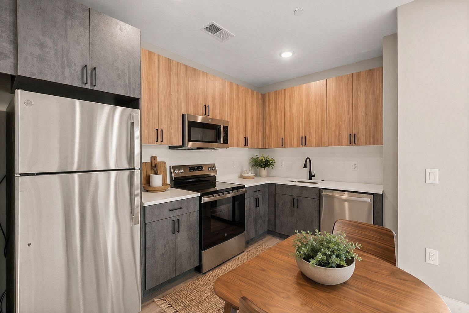 Residences at Pier 40 – photo 2