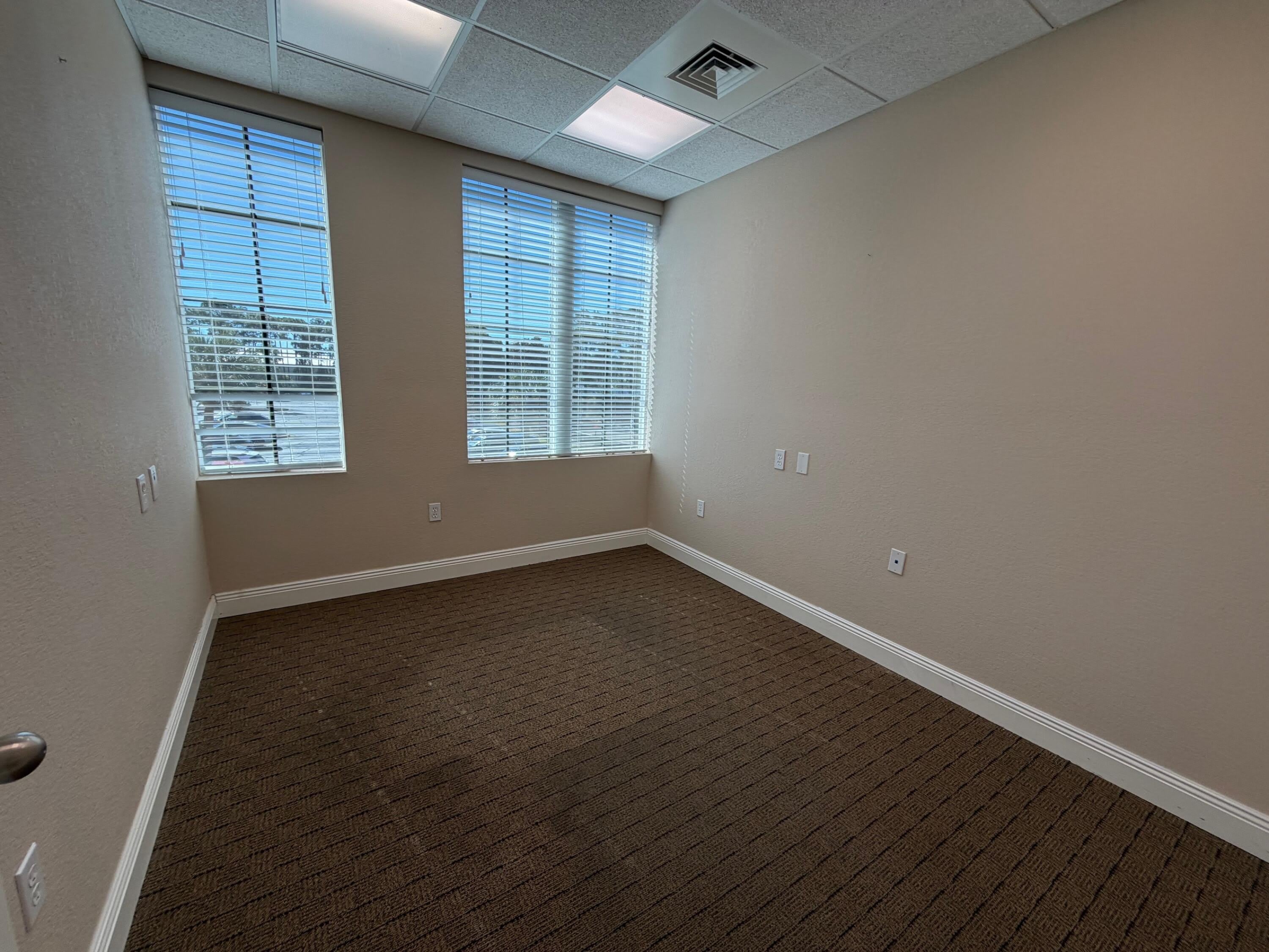42 Business Centre Drive – photo 4