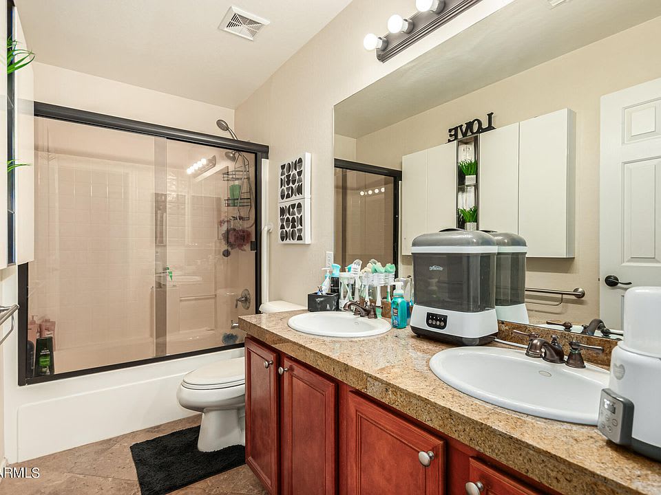 2071 East 36th Avenue – photo 5