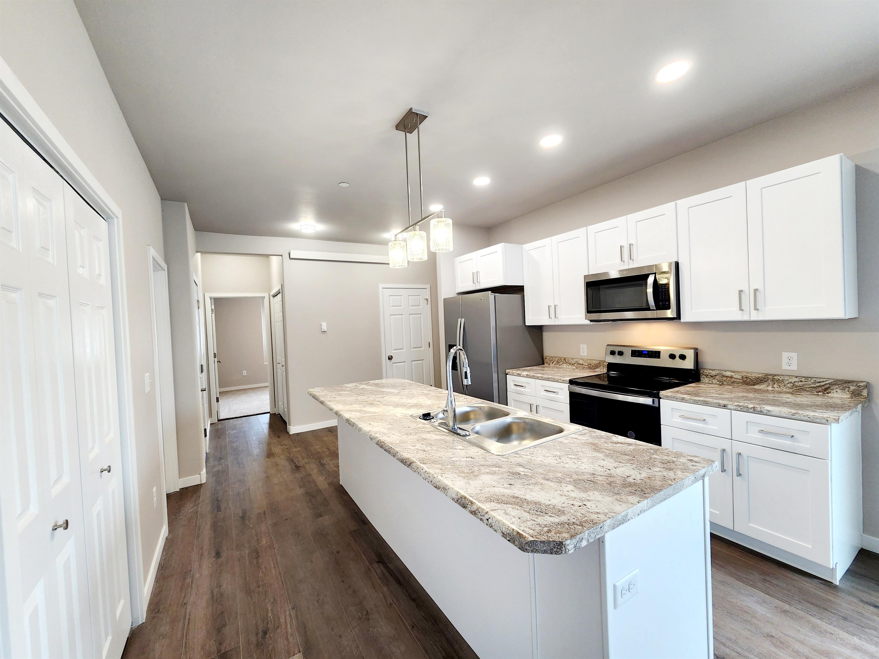 2634 Hennessy Dr – photo 3