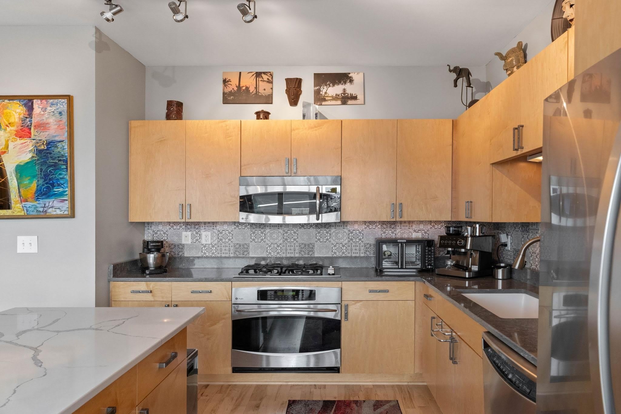 215 10th Avenue S – photo 3