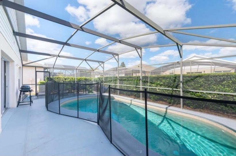 8121 FAN PALM Way – photo 4