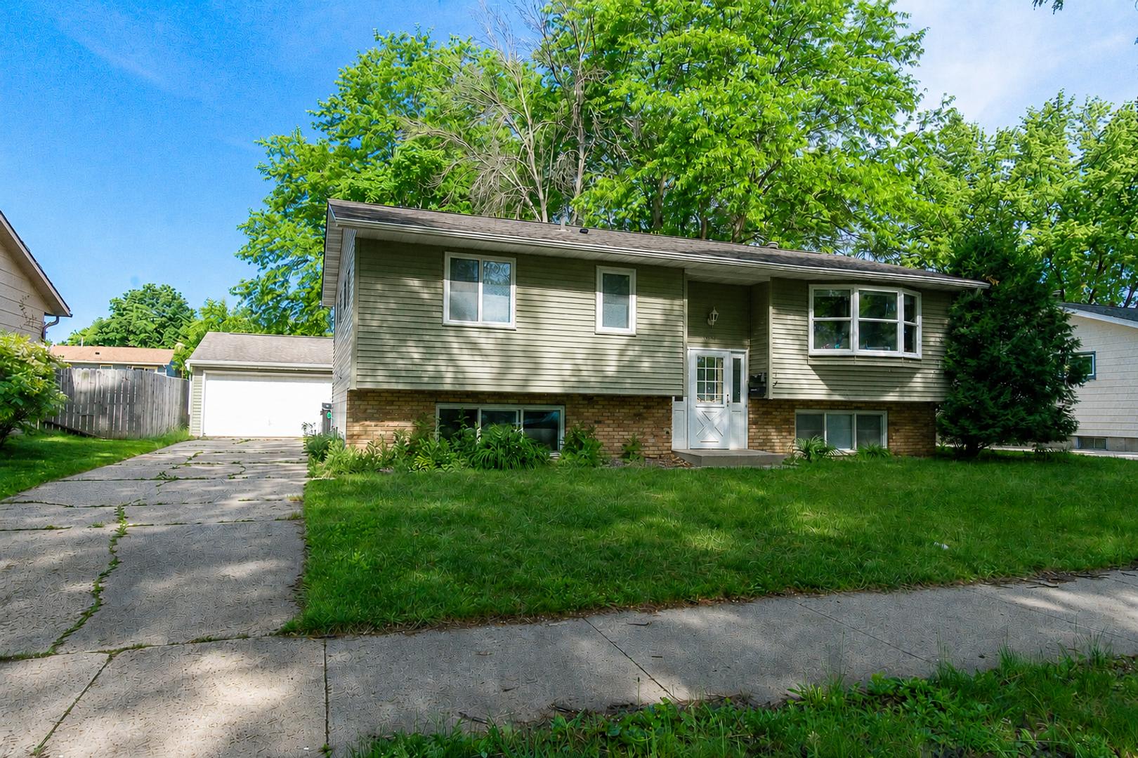 Abundant Space Storage Throughout This Updated 4Br Home – photo 1