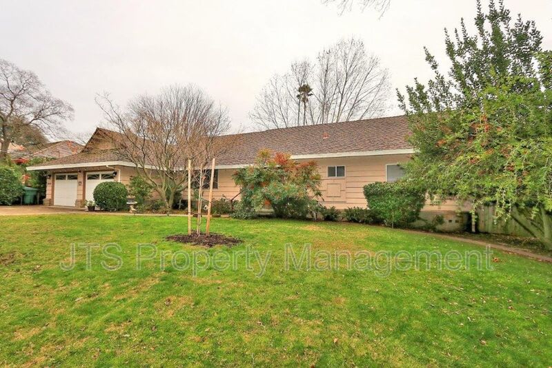 8520 Emperor Drive – photo 2