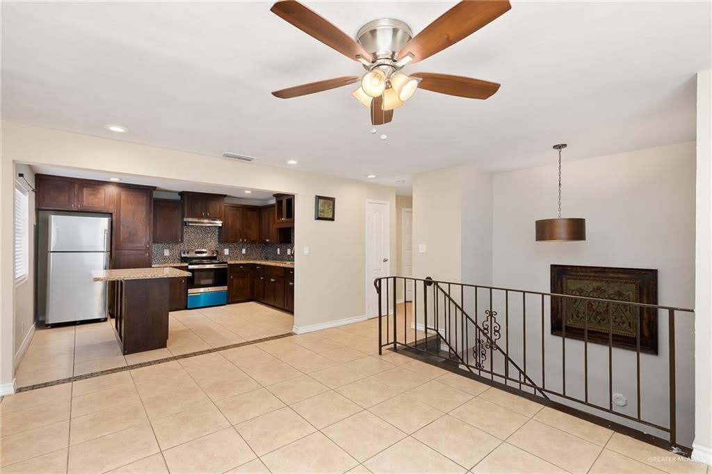 2716 N 27Th Lane – photo 4