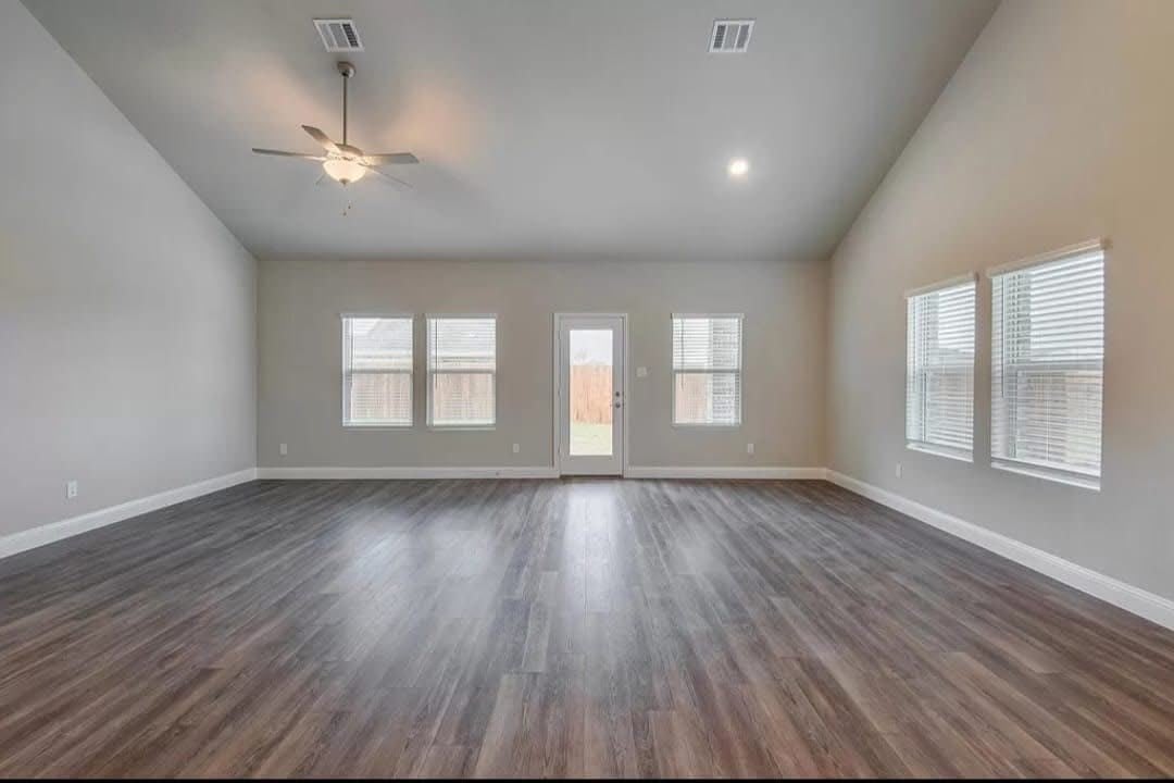 404 Dempsey Drive – photo 3