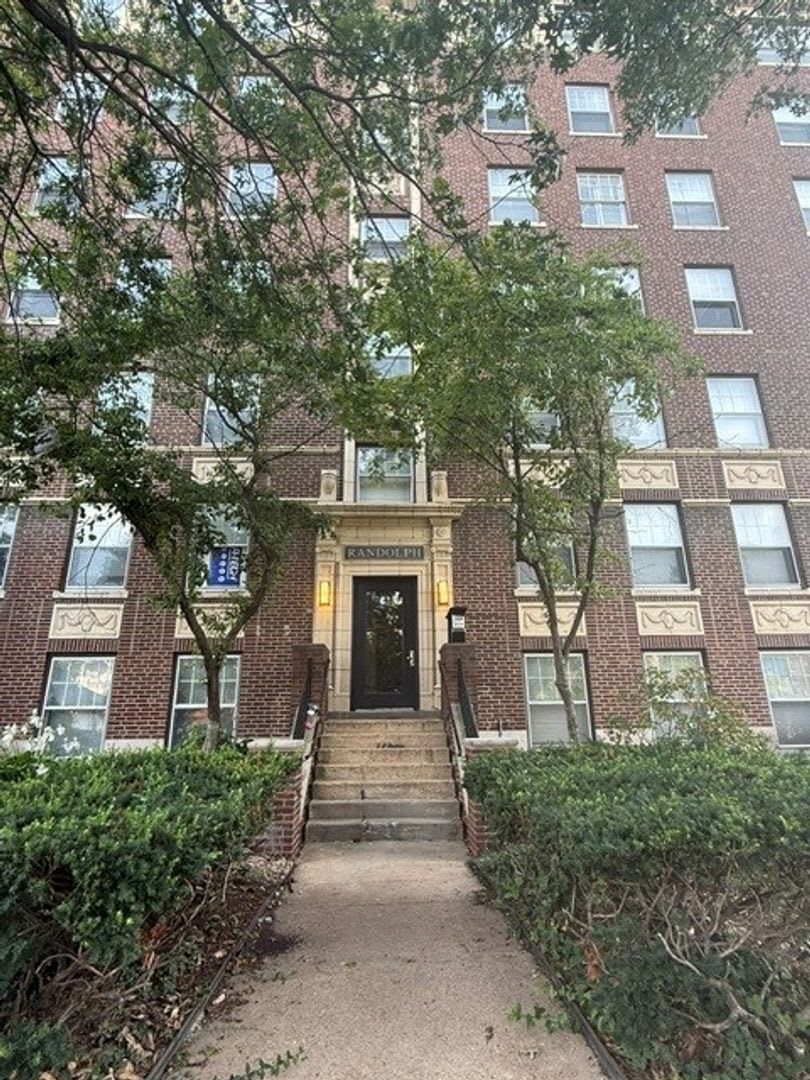 329 BELT AVE #401 – photo 2