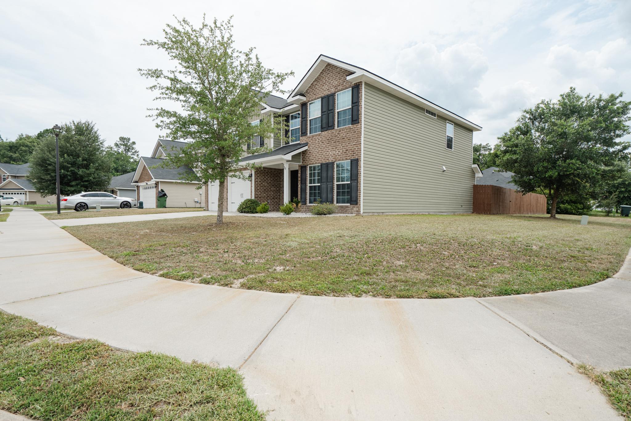 717 Highgrove Court – photo 4