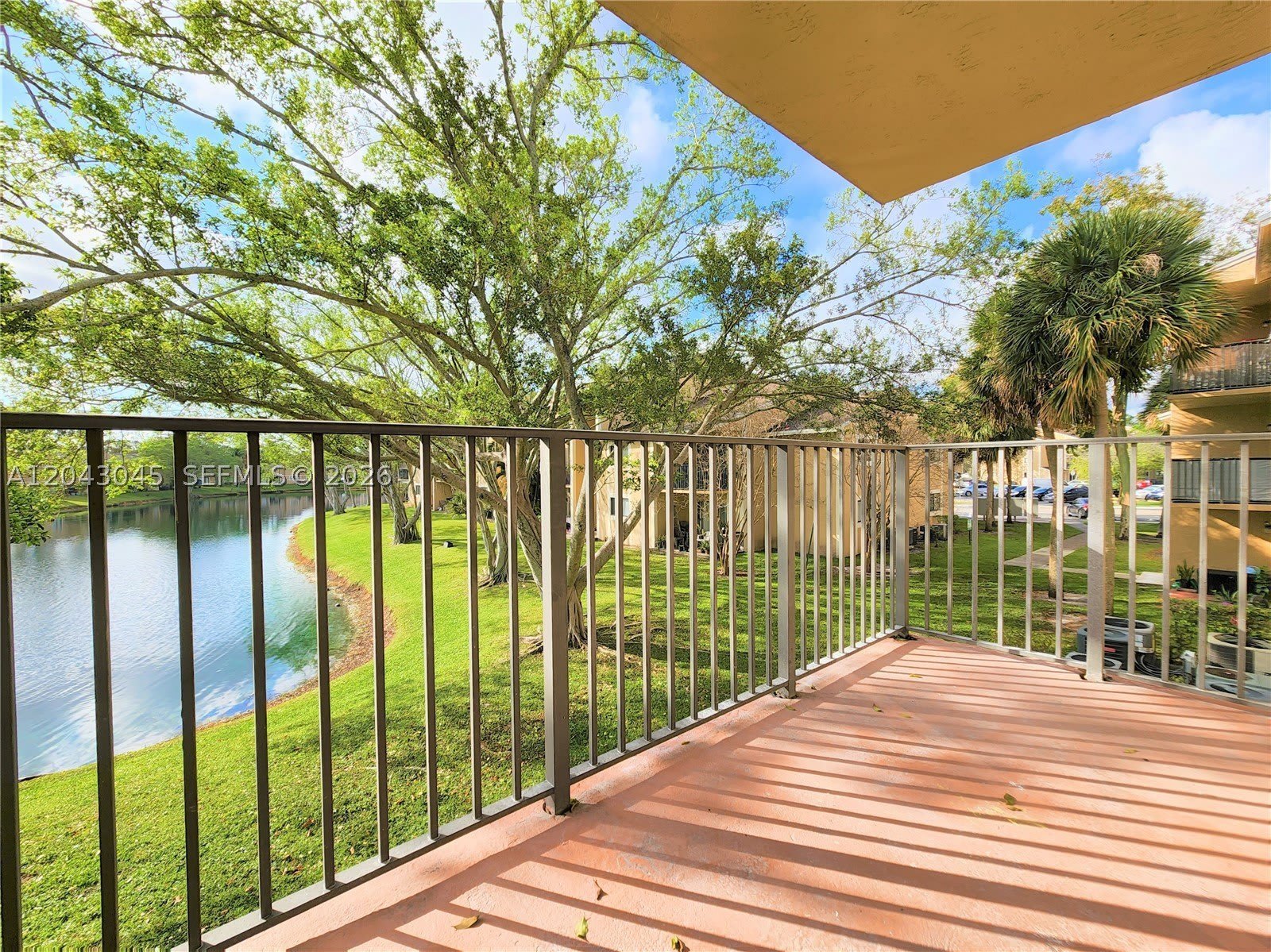 251 Palm Cir W – photo 2