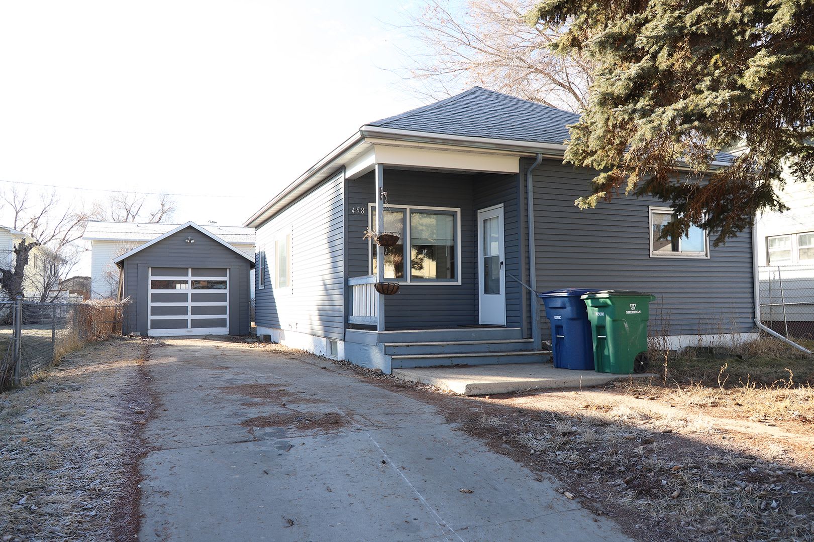 2 Bed 1 Bath – photo 1
