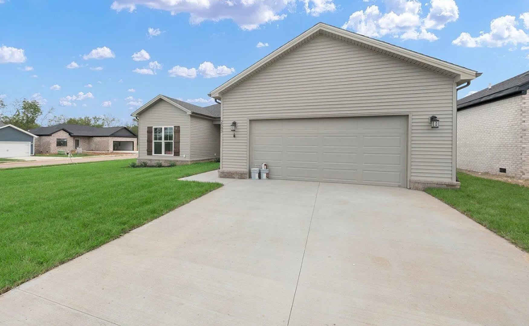 2583 Cedrus Avenue – photo 3