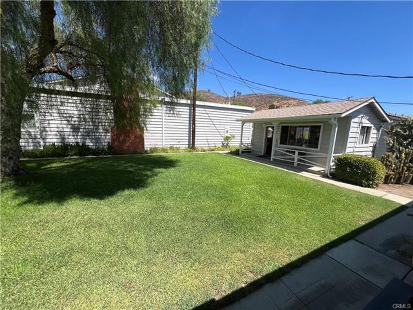 Beautifully Renovated 2 Bedroom 55 Community – photo 2