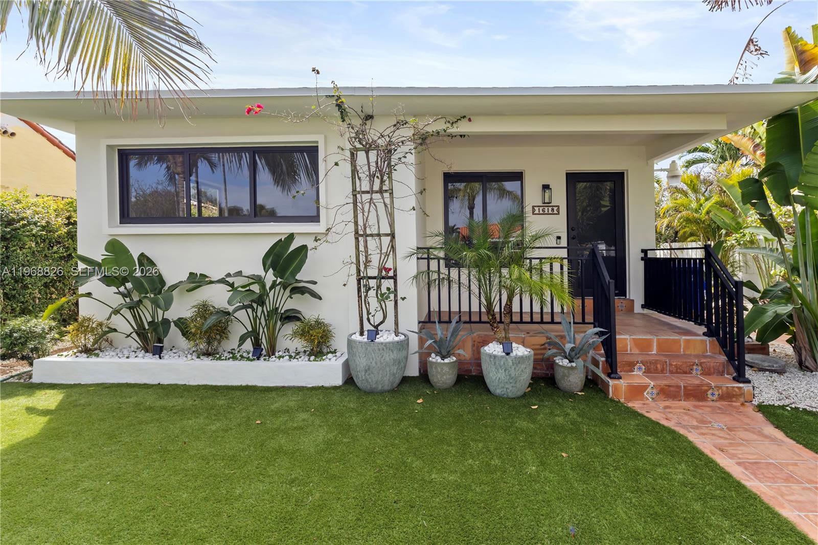 1620 Southwest 18th Street – photo 1