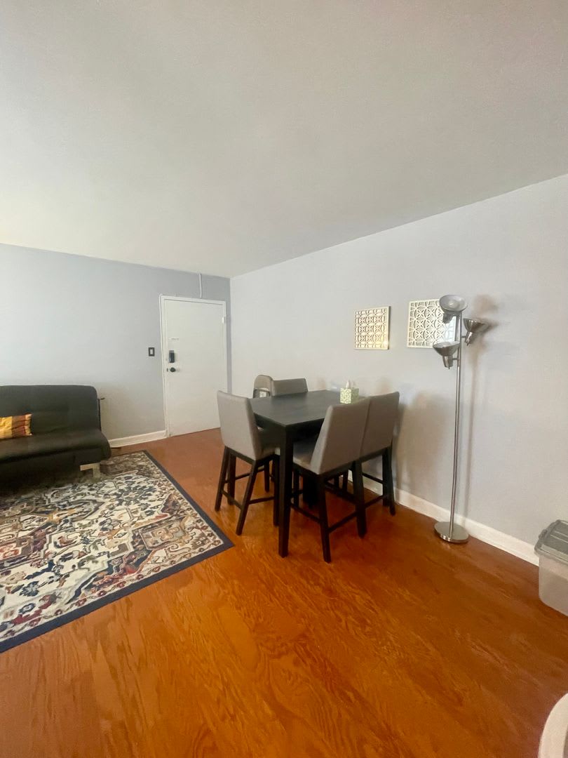 Beautiful Fully Furnished 1Br Condo Steps From Brookland Cua Metro All Utilities Included Parking Space Newly Renovated – photo 5