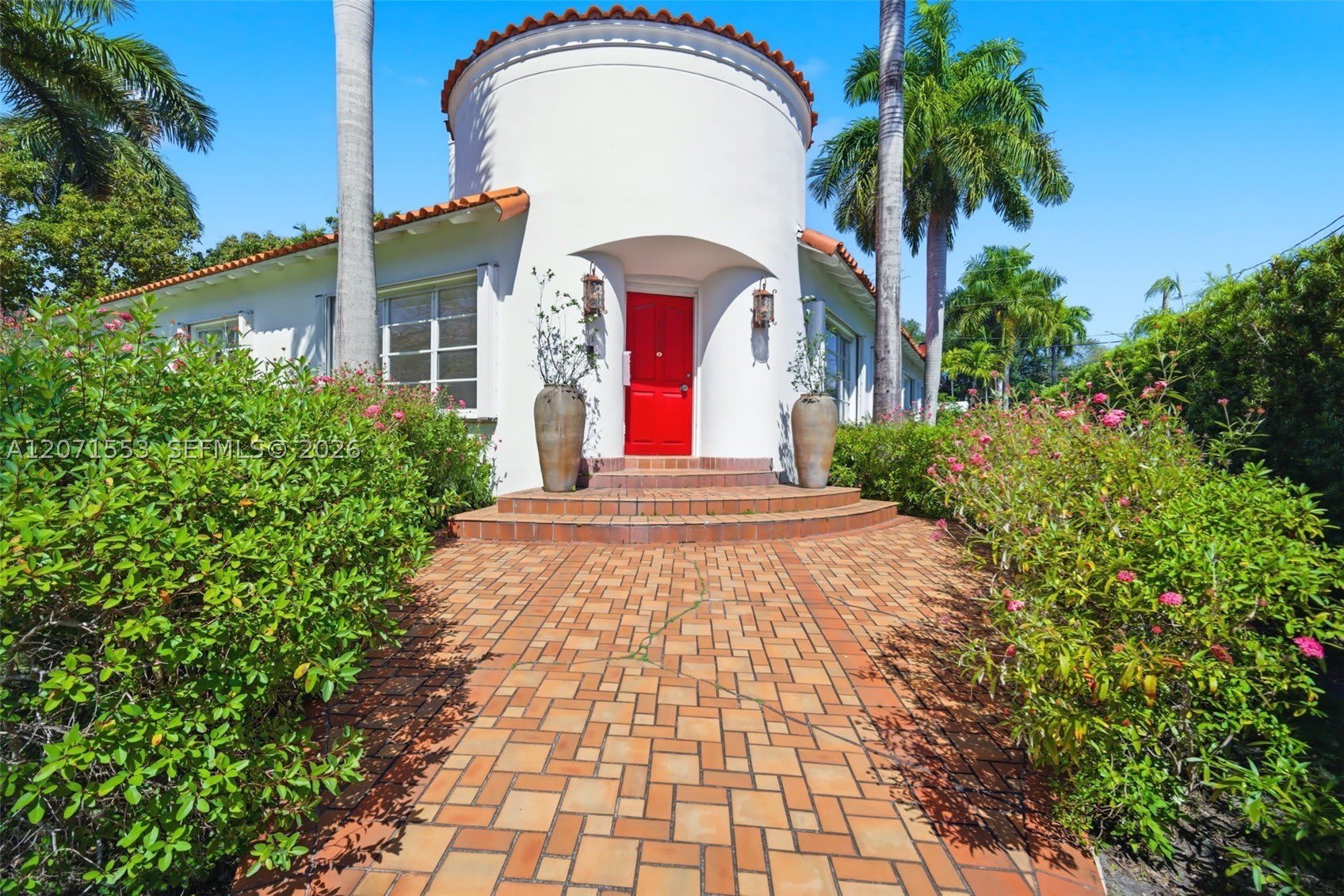 2300 S Miami Ave – photo 2