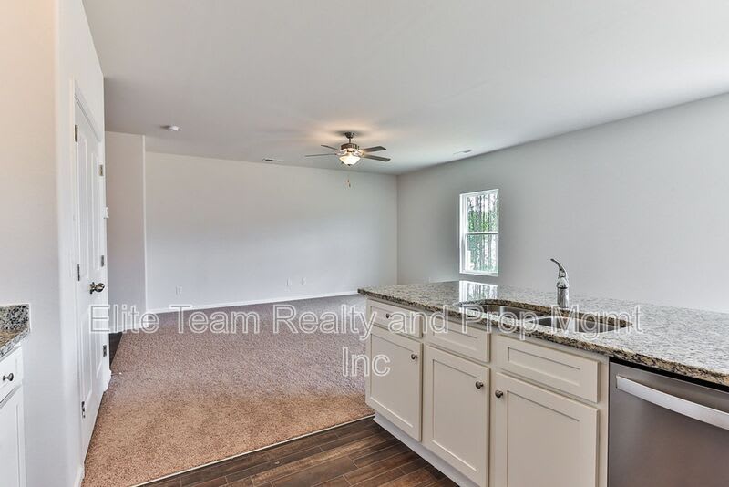 6136 Ahoskie Dr – photo 4