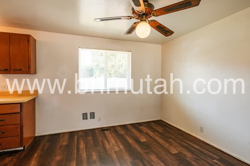 656 East 5640 South – photo 5