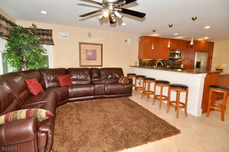 44 Winchester Rd – photo 5