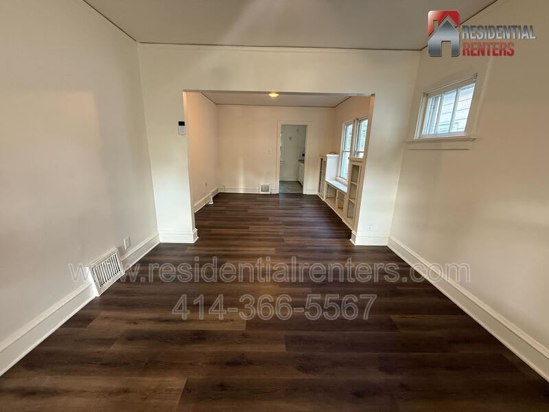5560 N 40th Street – photo 3