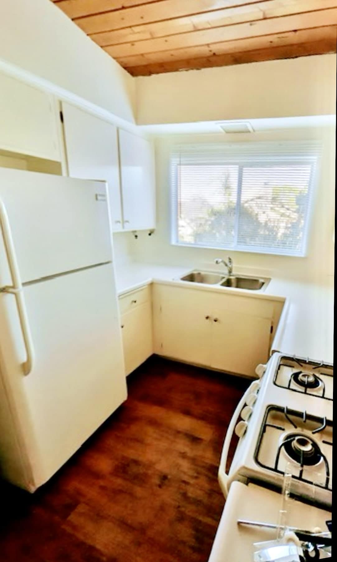 2760 Borchard Rd – photo 5