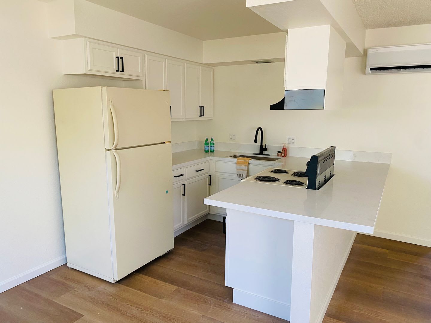 207 Broadway Street – photo 2