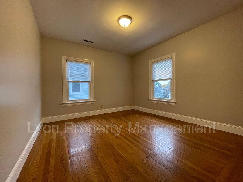 23 Villa Ave – photo 5